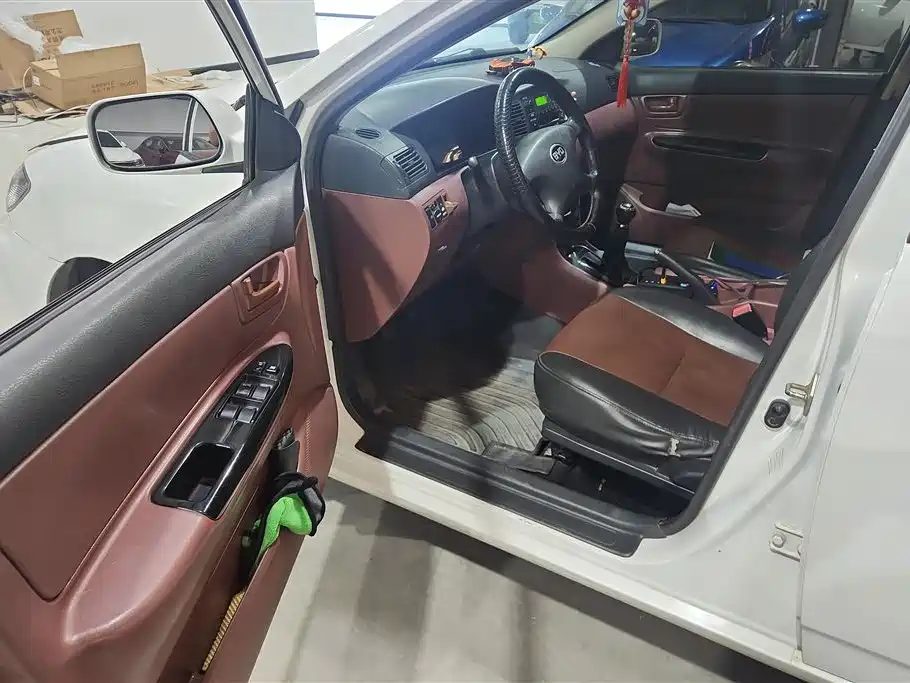 BYD F3 2013 Energy-saving Edition 1.5L Manual Comfort фото 9