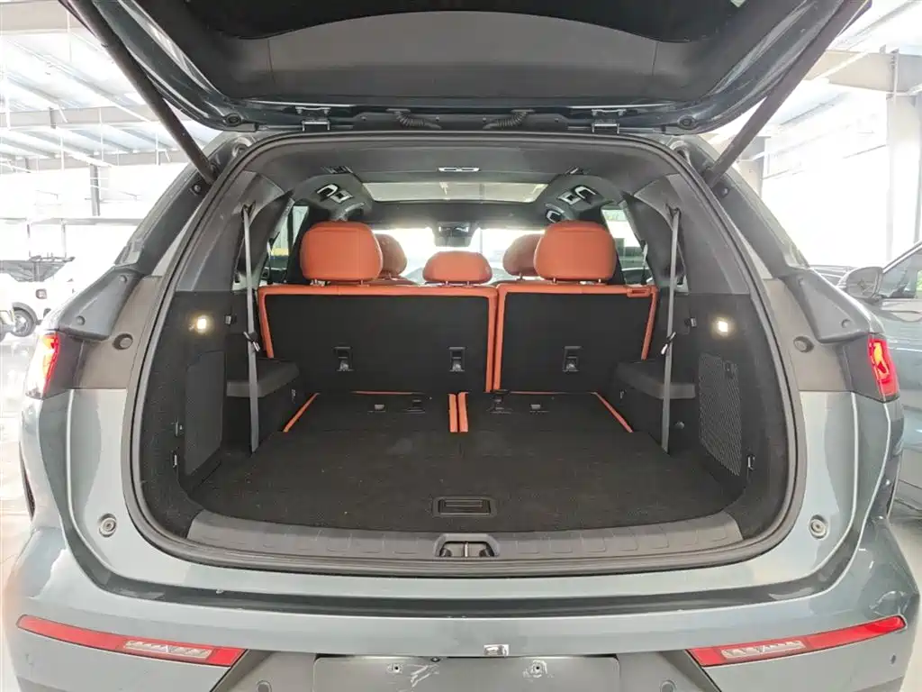 BYD Tang L 2025 DM 175KM Drone Player Edition фото 9