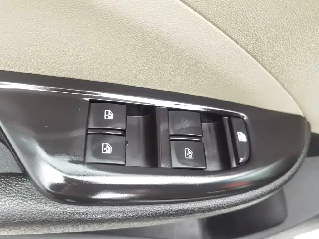 Фото 9 - Buick Excelle
