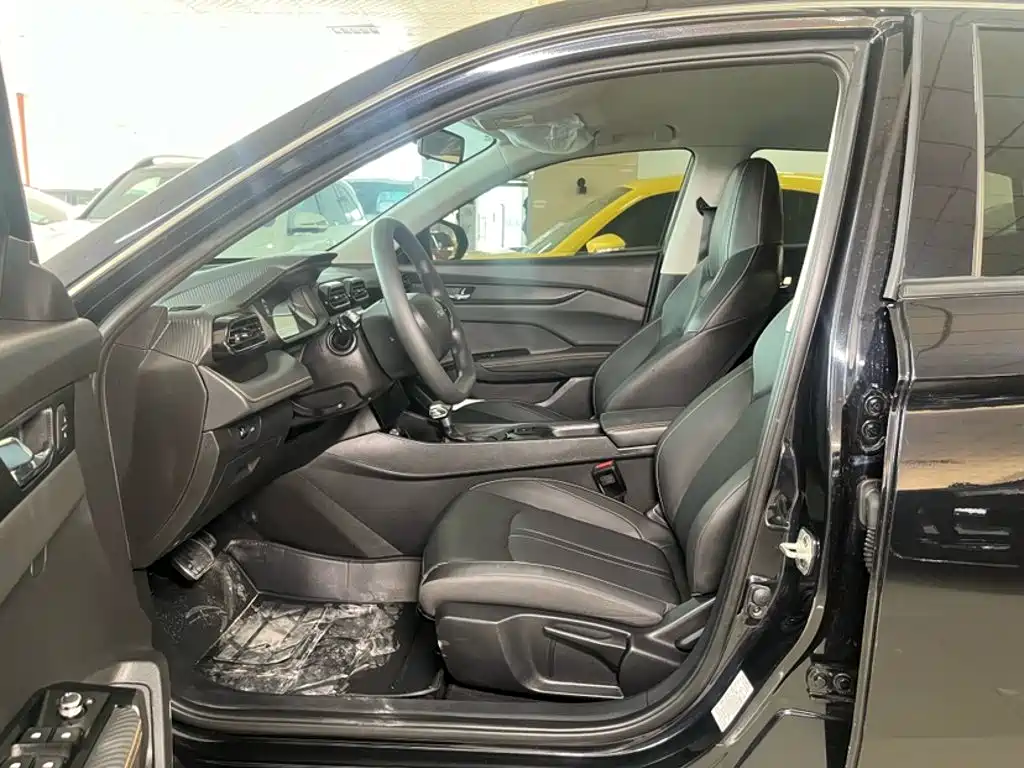 Dongfeng Aeolus Yixuan 2025 2025 1.5L Auto Luxury