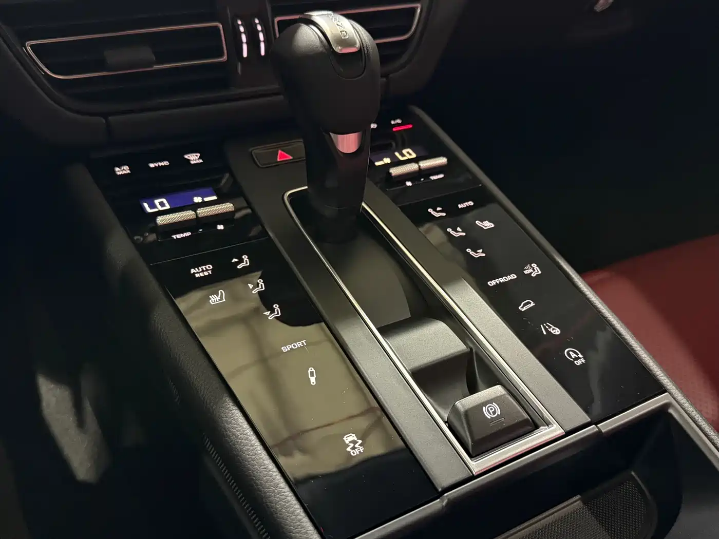 Porsche Macan 2026 Macan 2.0T Dream Pursuit Edition фото 14