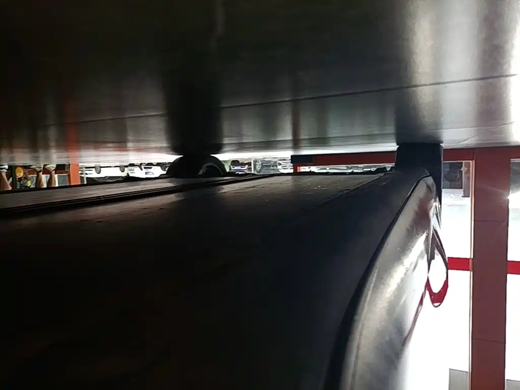 Фото 21 - Tesla Model 3