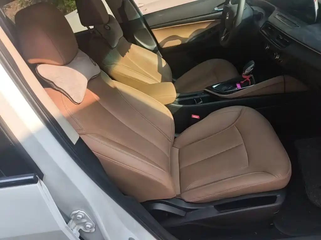 Buick GL6 2022 2021 323T Mild Hybrid Connected Luxury