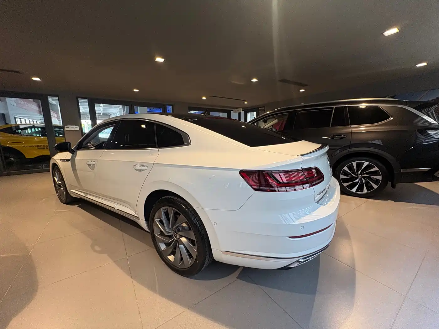 Volkswagen FAW-Volkswagen CC 2021 380TSI Eye-catching Edition фото 10