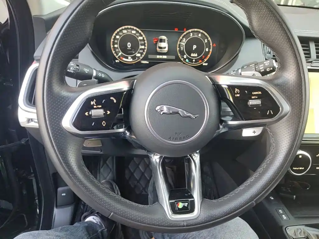 Photo 11 - Jaguar E-PACE