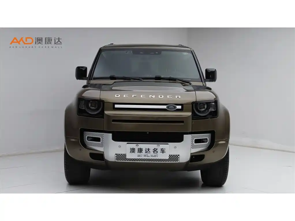Land Rover Defender 2023 Facelift 90 3.0T P400 XS фото 2