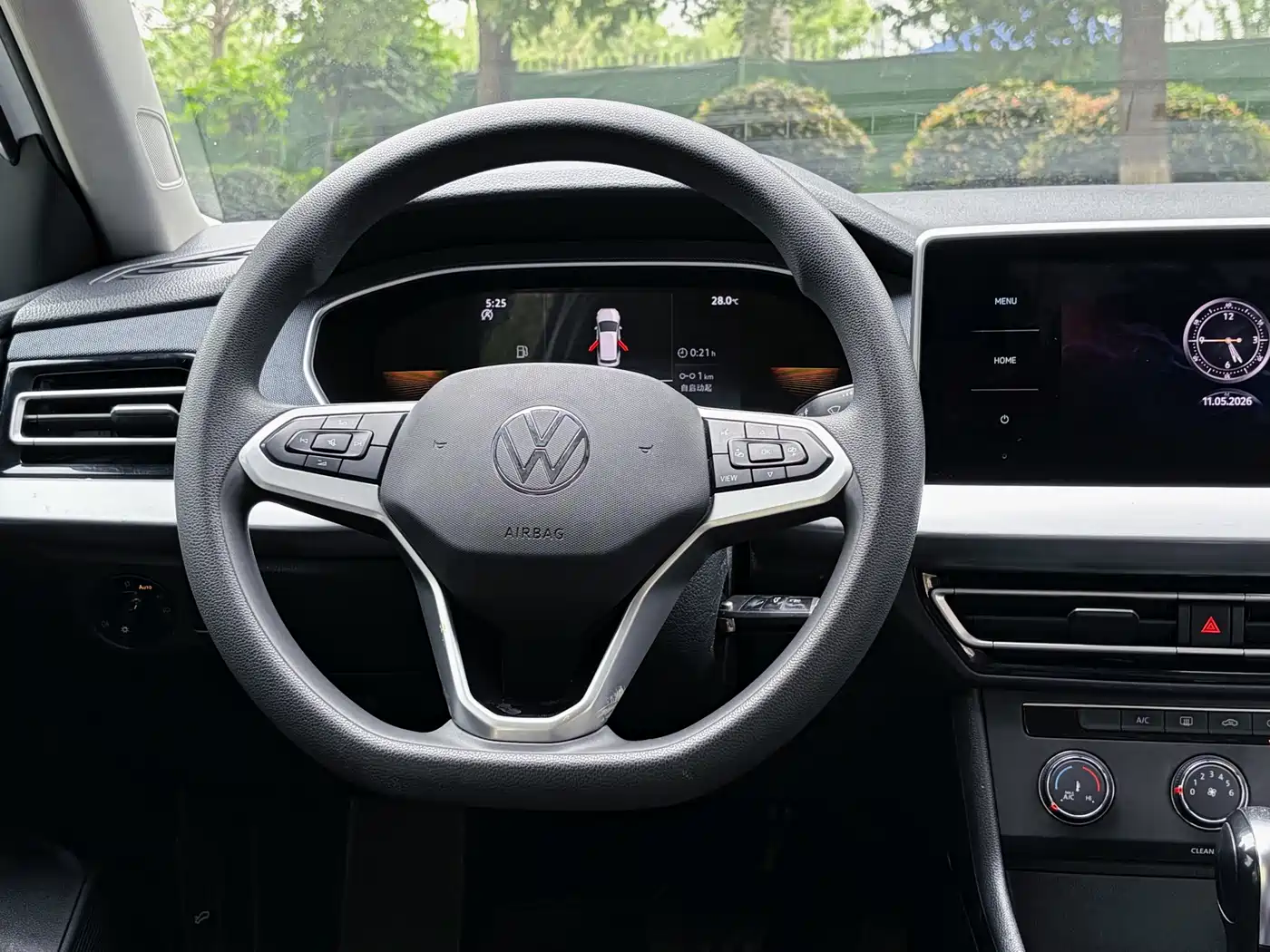Volkswagen Lavida 2024 Model 1.5L Automatic Delight Edition фото 15