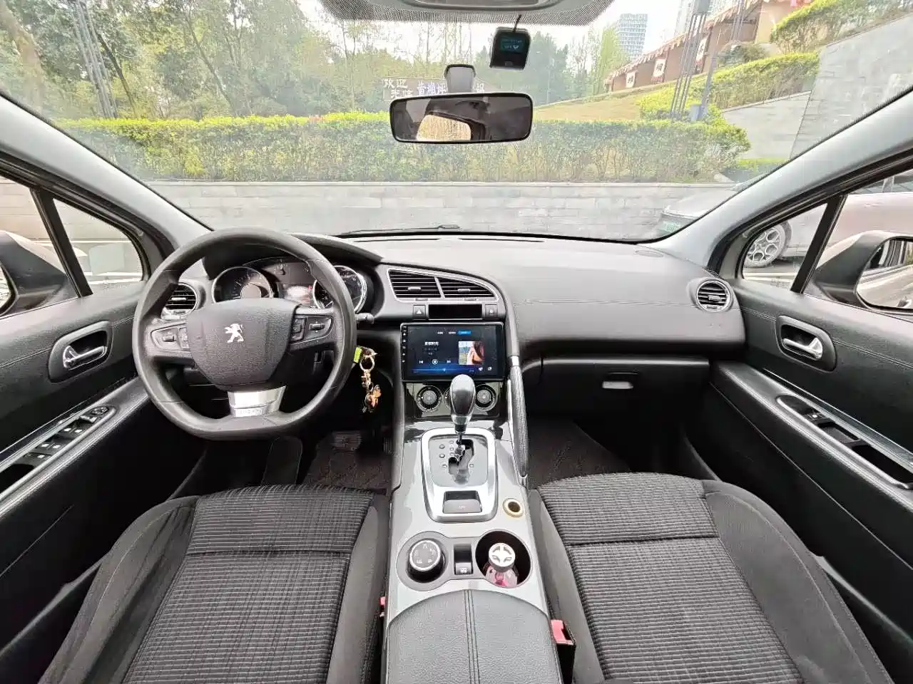 Peugeot 3008 2016 1.6THP Automatic Classic Edition фото 14
