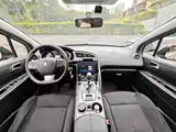 Фото 14 - Peugeot 3008