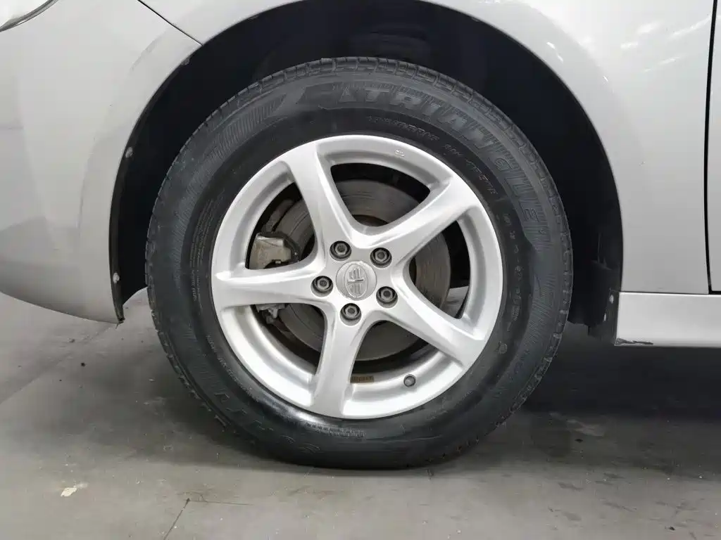 FAW Junpai A70 2017 2016 1.6L Automatic Base