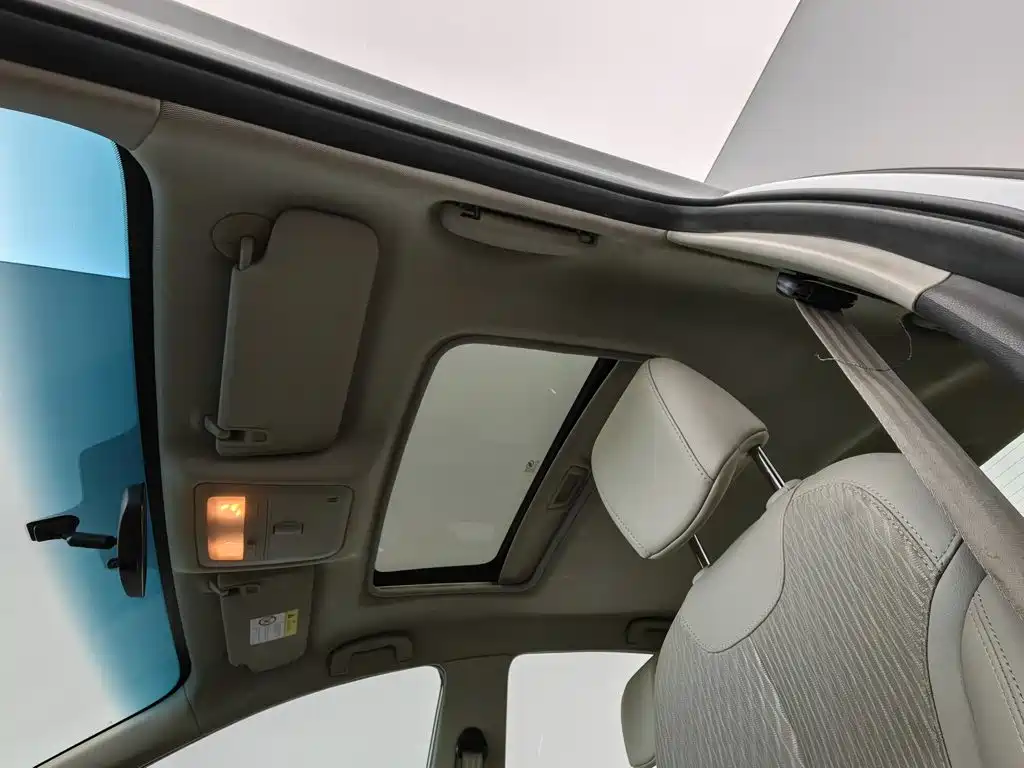 Фото 14 - Buick Excelle