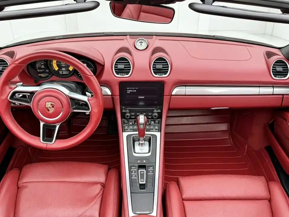 Porsche 718 2016 Boxster 2.0T фото 5
