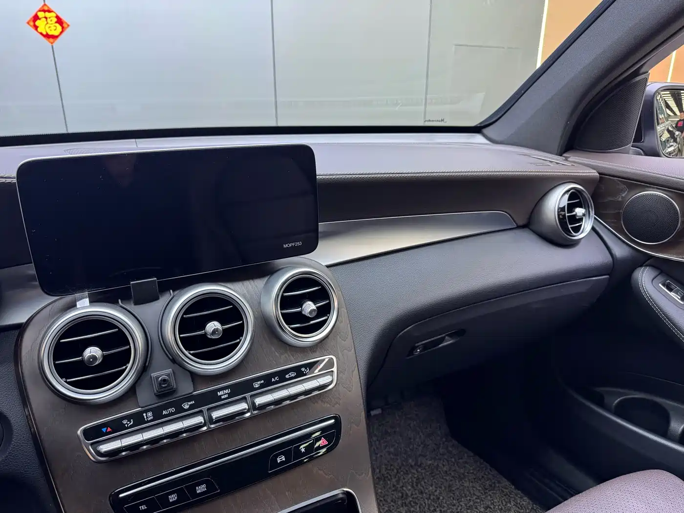 Mercedes-Benz GLC 2021 GLC 260 L 4MATIC Luxury фото 6