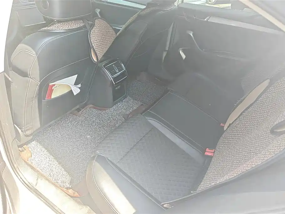 Škoda Superb 2018 TSI280 DSG Comfort (China V) фото 10