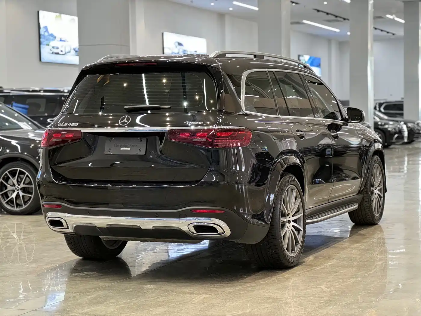MERCEDES-BENZ GLS