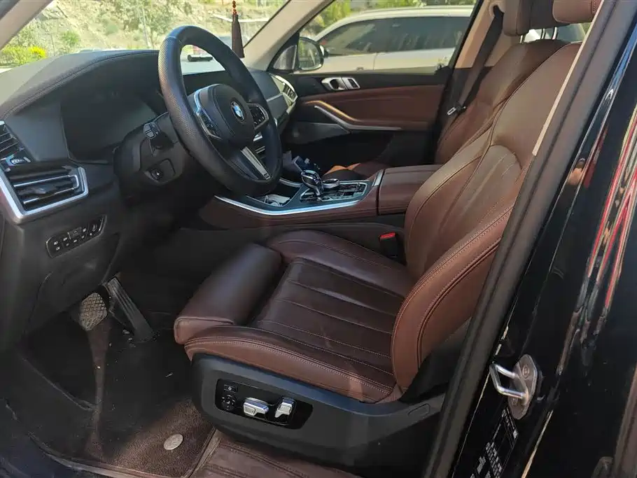 BMW X5 (Import) 2020 xDrive40i Premium M Sport Package фото 9