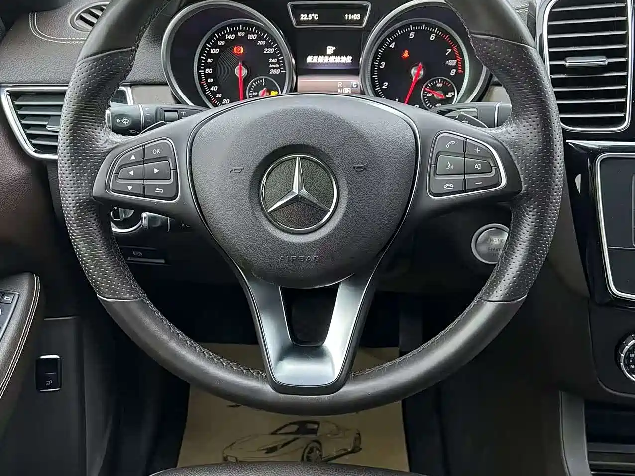Mercedes-Benz GLE 2017 GLE 320 4MATIC Luxury фото 8