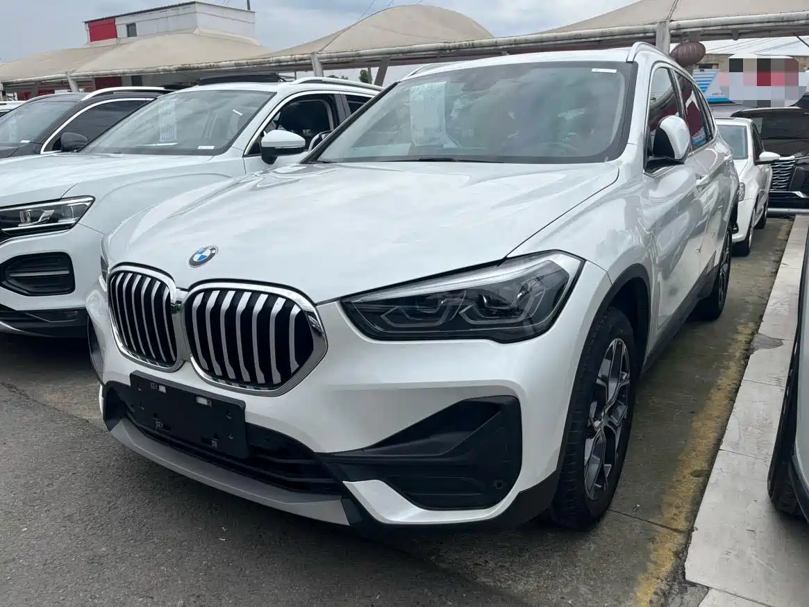 BMW X1 2021 sDrive25Li Leading