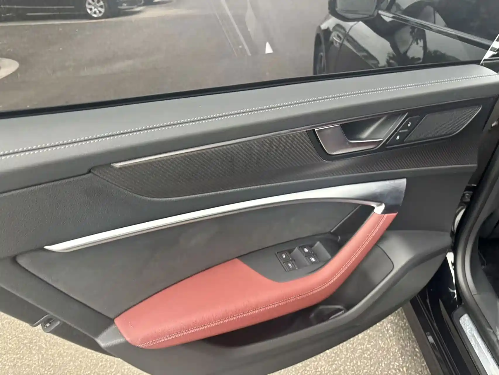 Фото 8 - Audi A7L