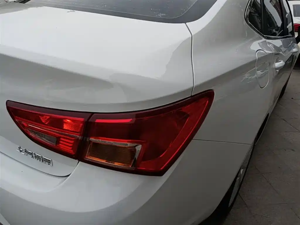 Buick Verano 2017 Sedan 15S Automatic Progressive фото 8
