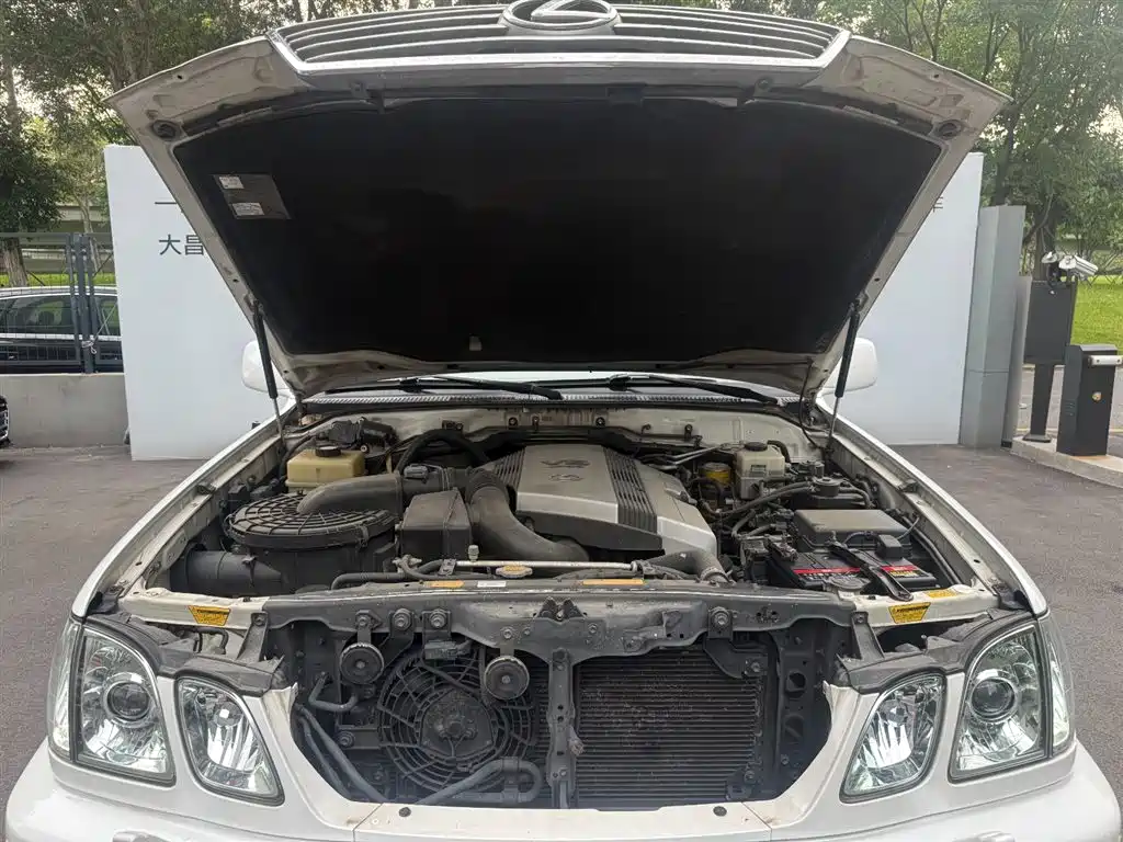 Lexus LX 2006 2005 470