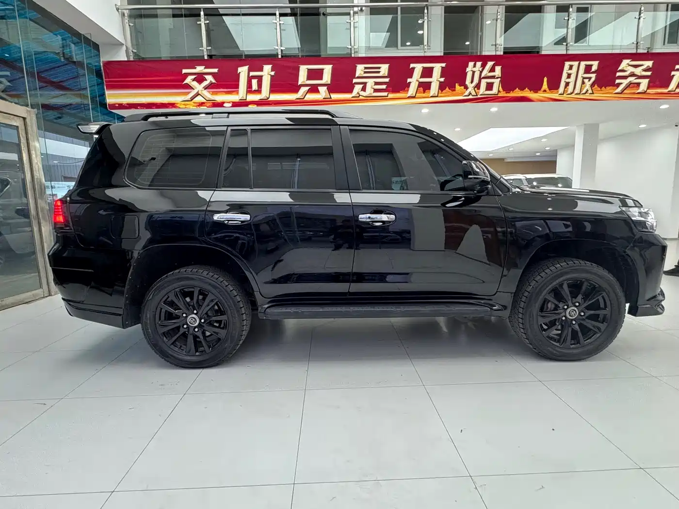 Toyota Land Cruiser (Import) фото 10
