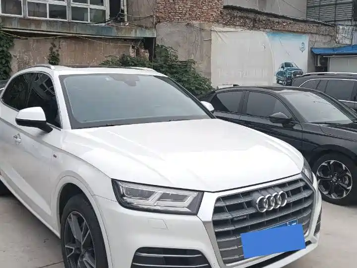 Audi Q5L 2018 40 TFSI Prestige Fashion (China V) фото 3