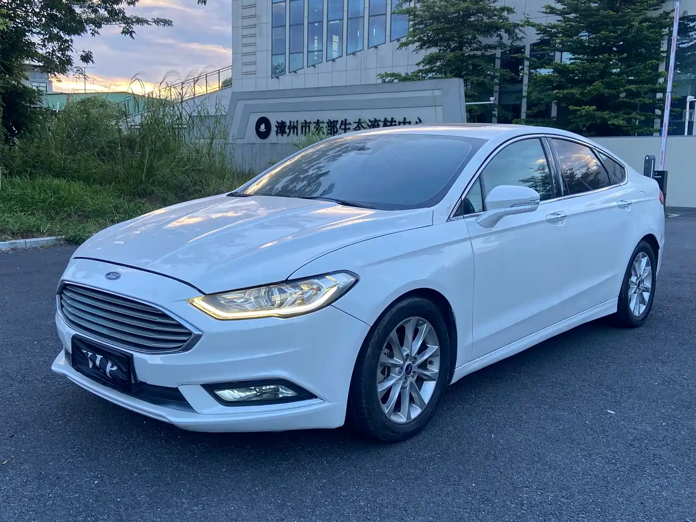 Photo 3 - Ford Mondeo