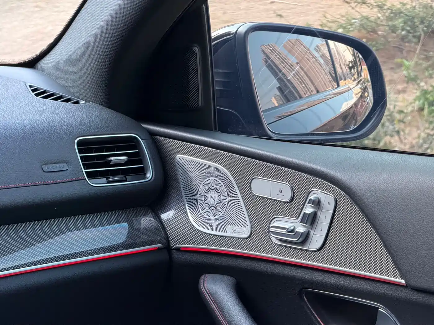 Mercedes-Benz GLE Coupe AMG 2023 AMG GLE 53 4MATIC+ Coupe SUV 55th Anniversary Edition фото 10