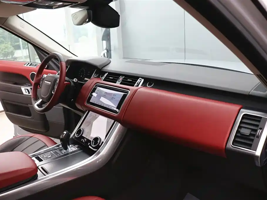 Land Rover Range Rover Sport PHEV 2021 P400e SE фото 24