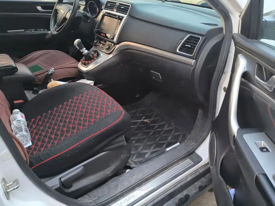 Haval M6 2017 2017 1.5T Manual 2WD Urban