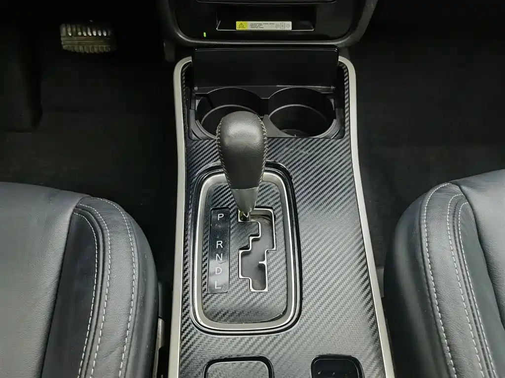 Mitsubishi Outlander 2019 2.4L 4WD Deluxe Edition 5-Seater China VI фото 13