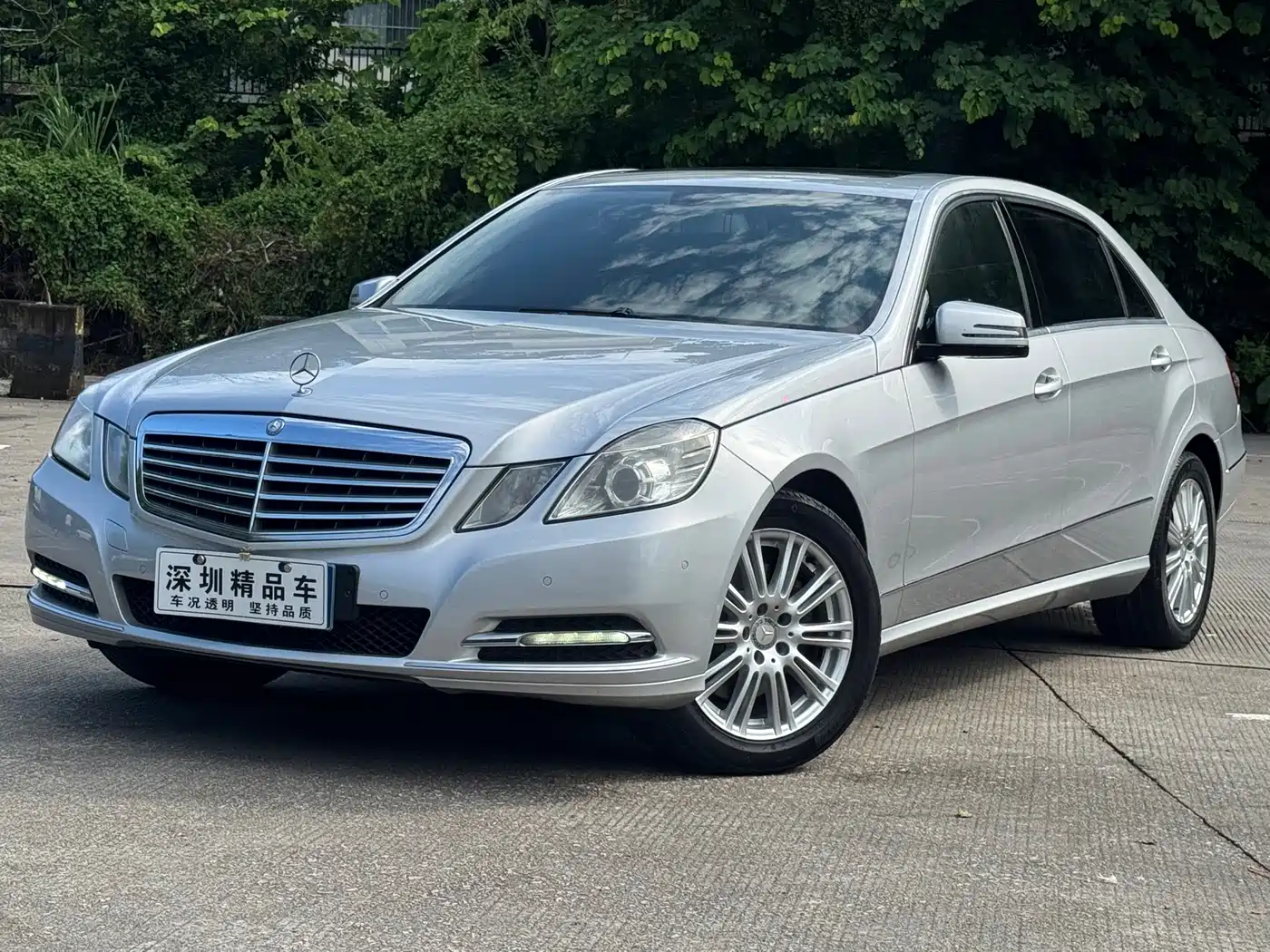Mercedes-Benz E-Class 2012 2013 Model E 260 L CGI Elegance