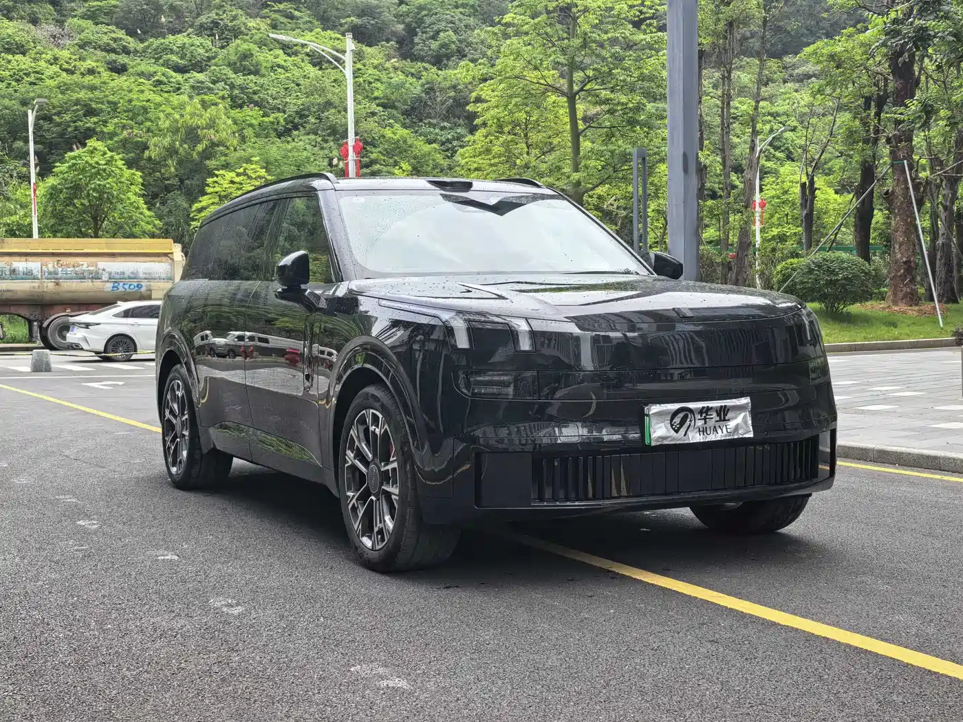 Lynk & Co 900 2025 1.5T Ultra