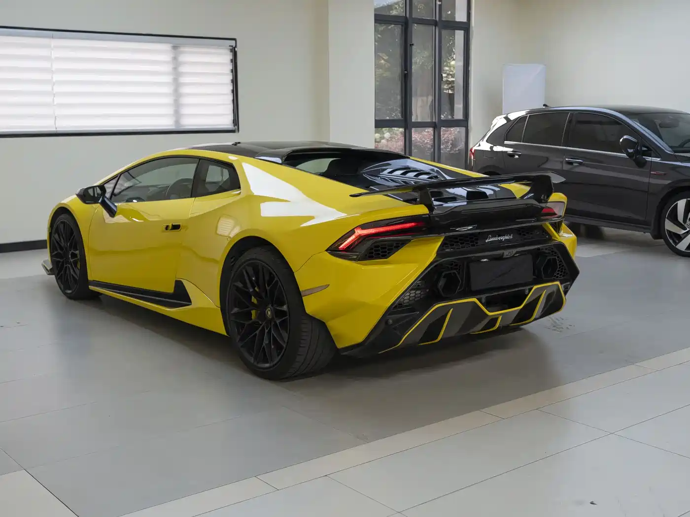 Lamborghini Huracán 2016 Huracán Coupe фото 11