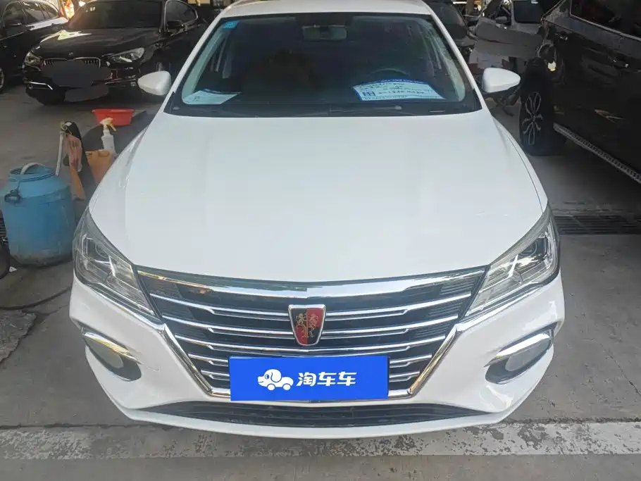 Roewe i5 2019 2019 1.5L Automatic 4G Connected LingHao Flagship Version