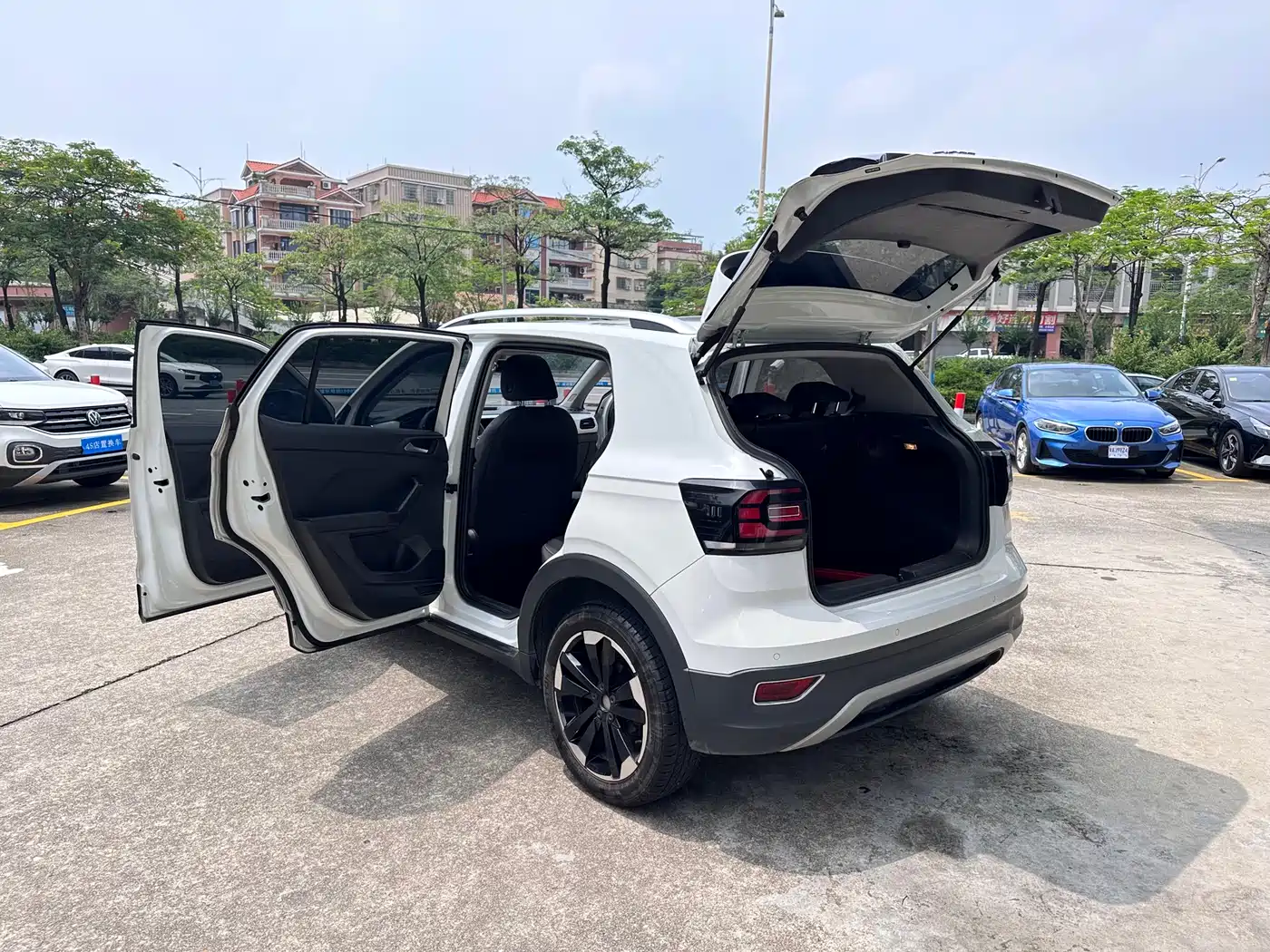 Volkswagen Tanying 2021 1.5L Automatic Smart Connect Edition фото 22