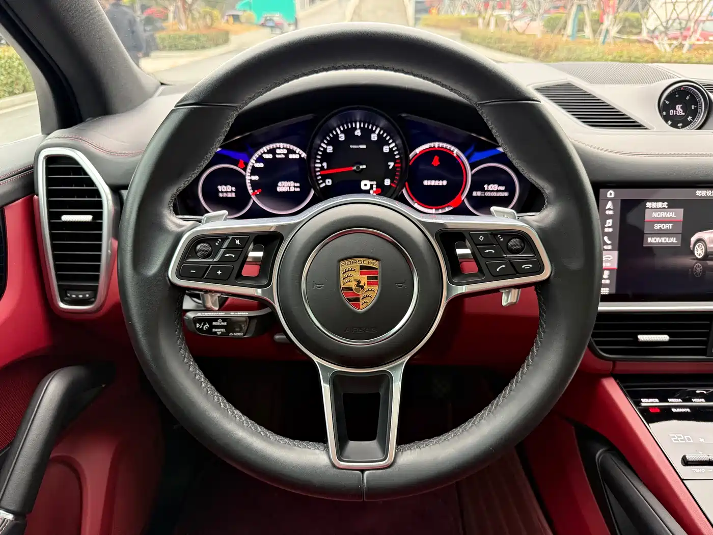PORSCHE CAYENNE