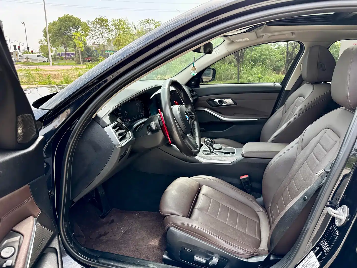 BMW 3 Series 2020 325Li M Sport Black Night Package фото 8