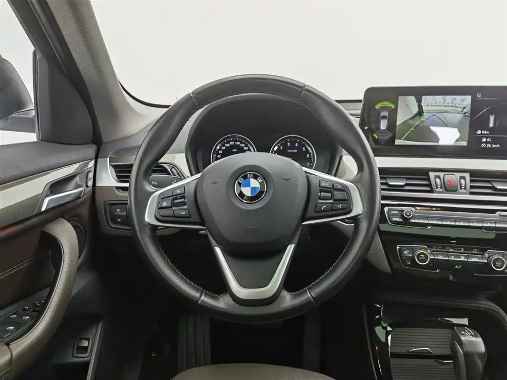 BMW X1 2019 sDrive18Li Premium Model фото 11