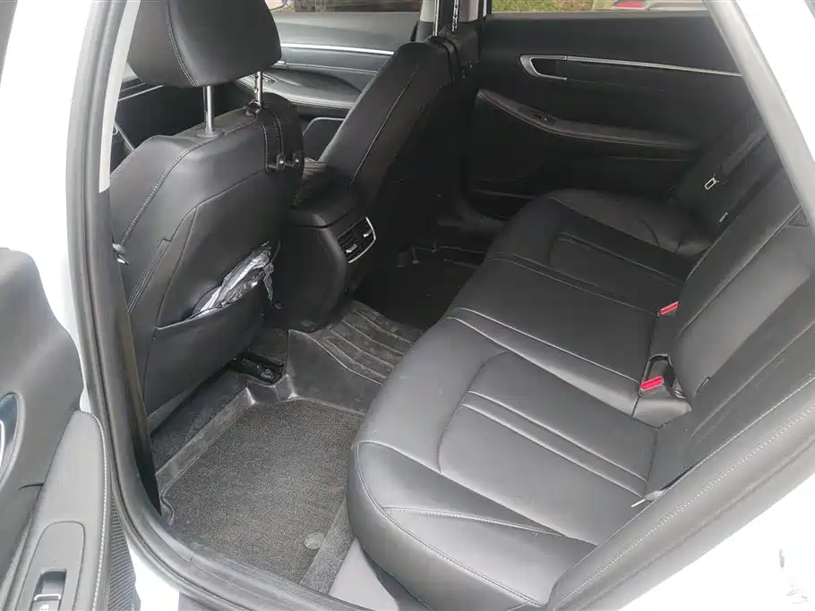 Hyundai Sonata 2024 1.5T Pro фото 11