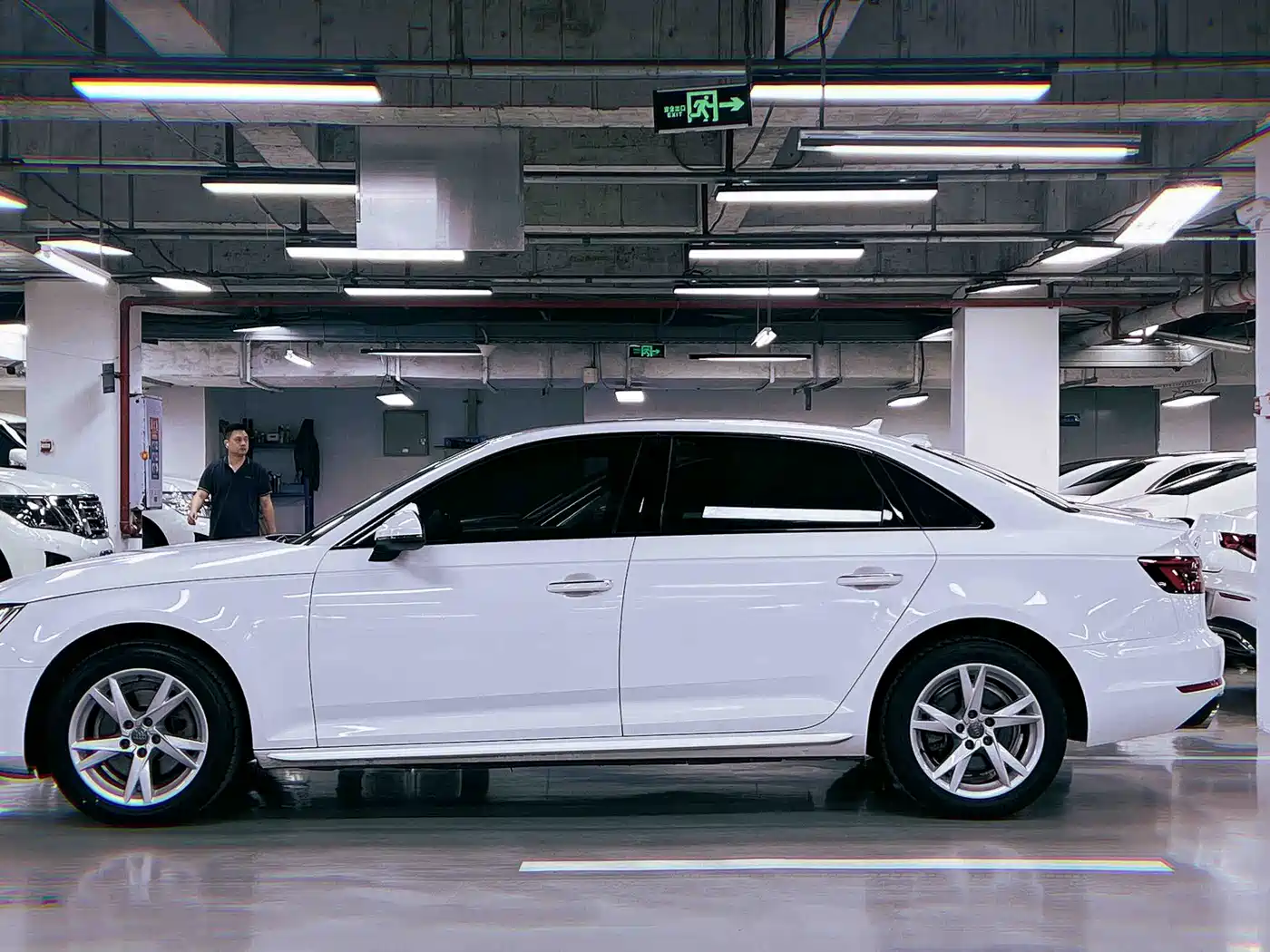 Audi A4L 2018 30th Anniversary 40 TFSI Progressive фото 4