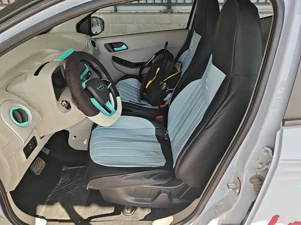 JMCG New Energy Little Kirin 2025 2025 PLUS+ Comfort Model