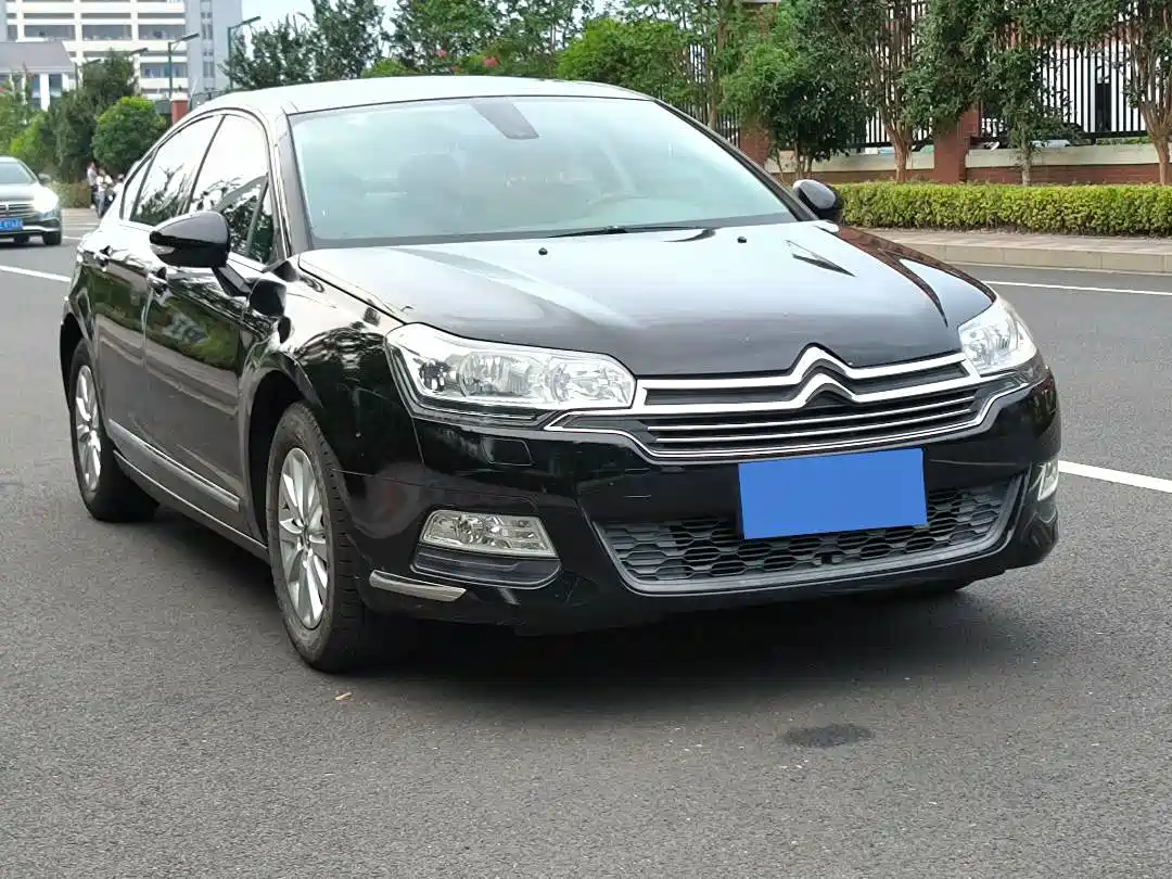 Фото 3 - Citroën C5