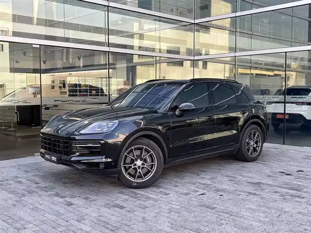 Porsche Cayenne 2024
