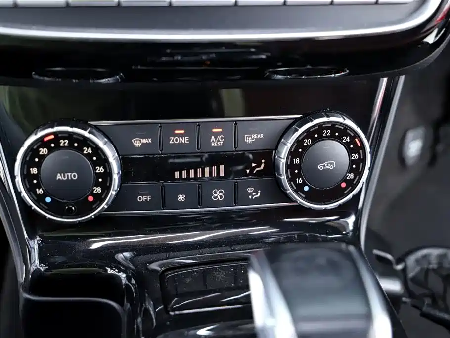 Mercedes-Benz G-Class AMG 2013 AMG G 63 фото 13