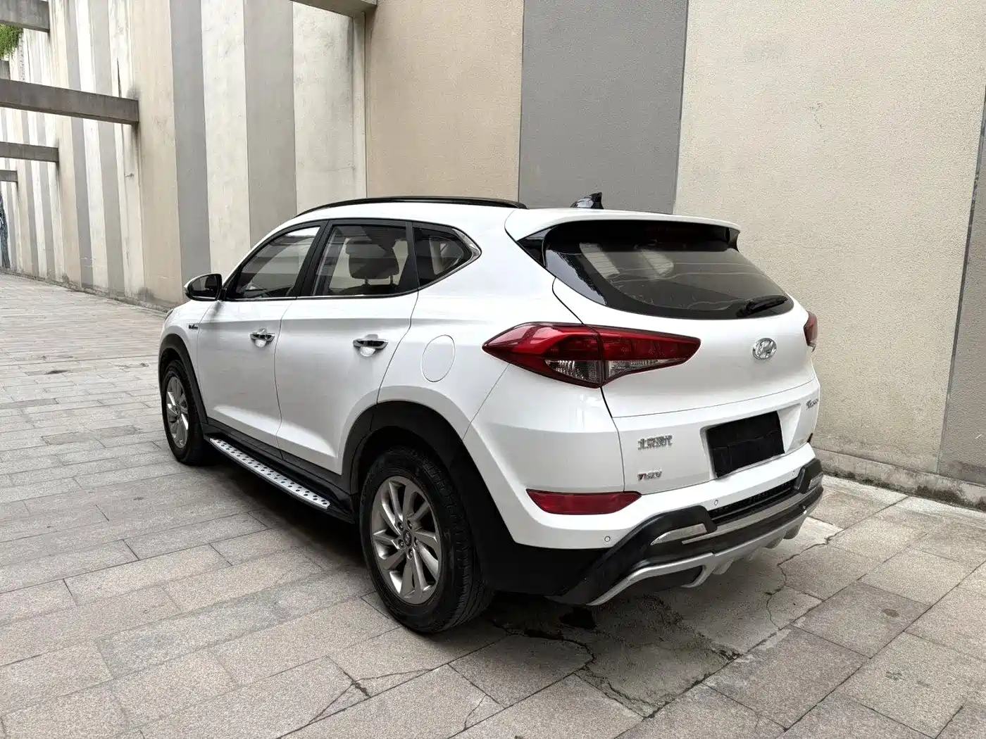 Hyundai Tucson 2015 1.6T Dual Clutch 2WD Smart фото 3