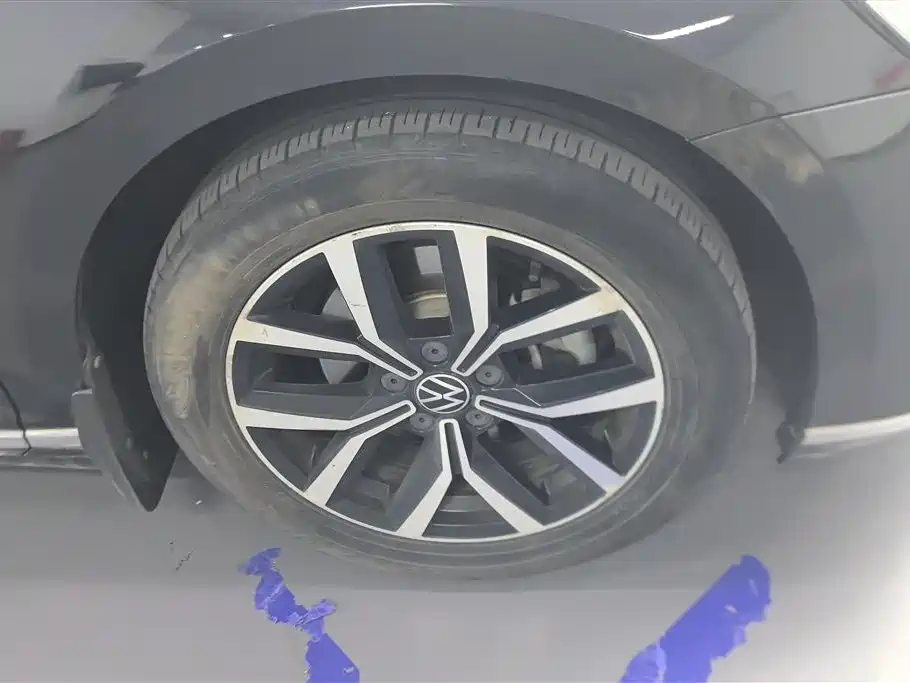 Volkswagen Magotan 2020 330TSI DSG Leading фото 6