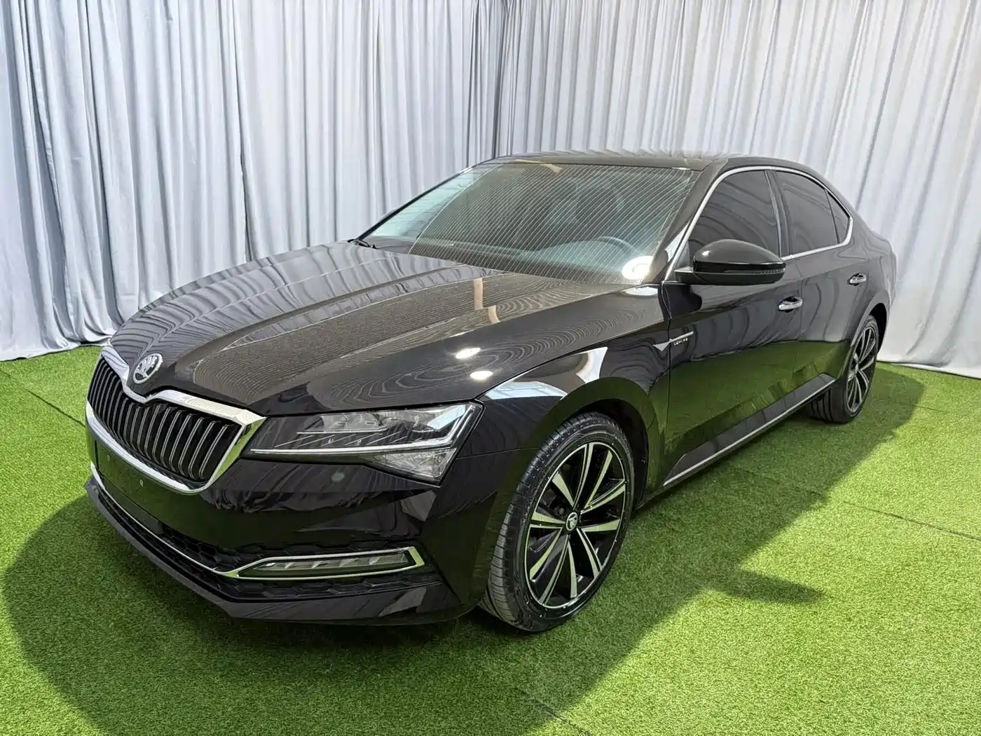  Škoda Superb 2023 TSI280 DSG Premium Edition