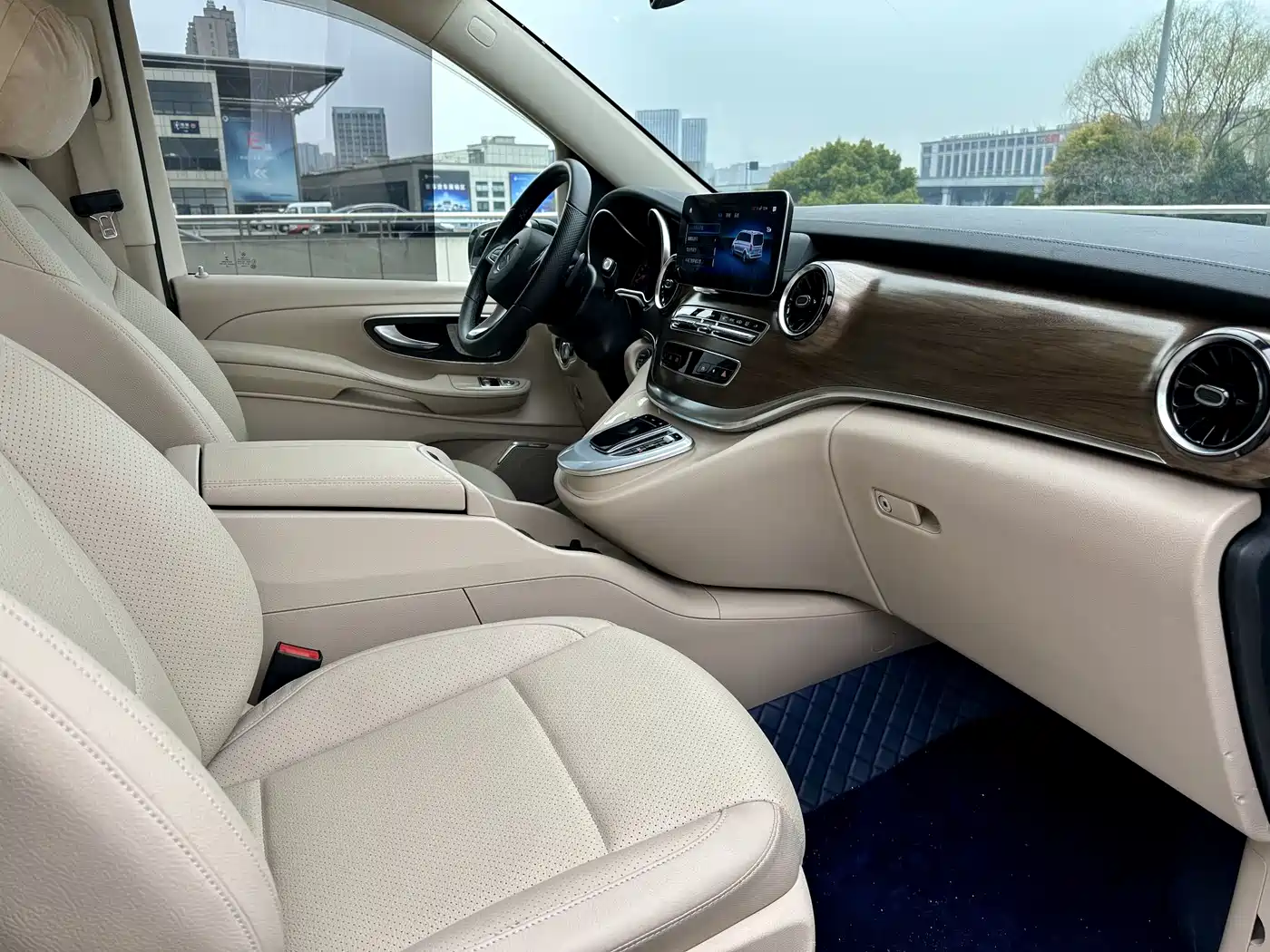 Mercedes-Benz V-Class 2022 V 260 Prestige Edition фото 11